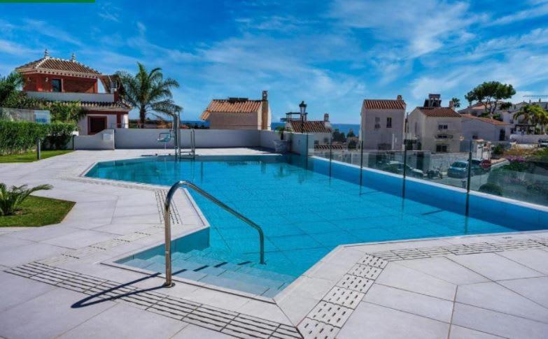 Royal Palm 22 Luxurious 3 Bedroom Penthouse Nerja Eksteriør billede