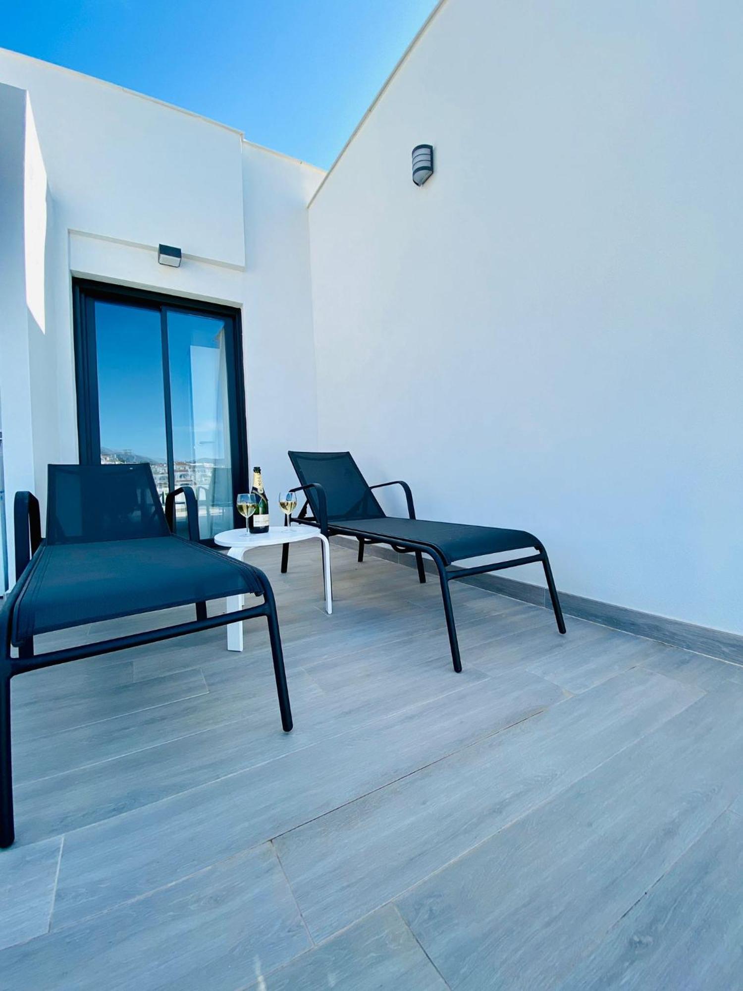 Royal Palm 22 Luxurious 3 Bedroom Penthouse Nerja Eksteriør billede
