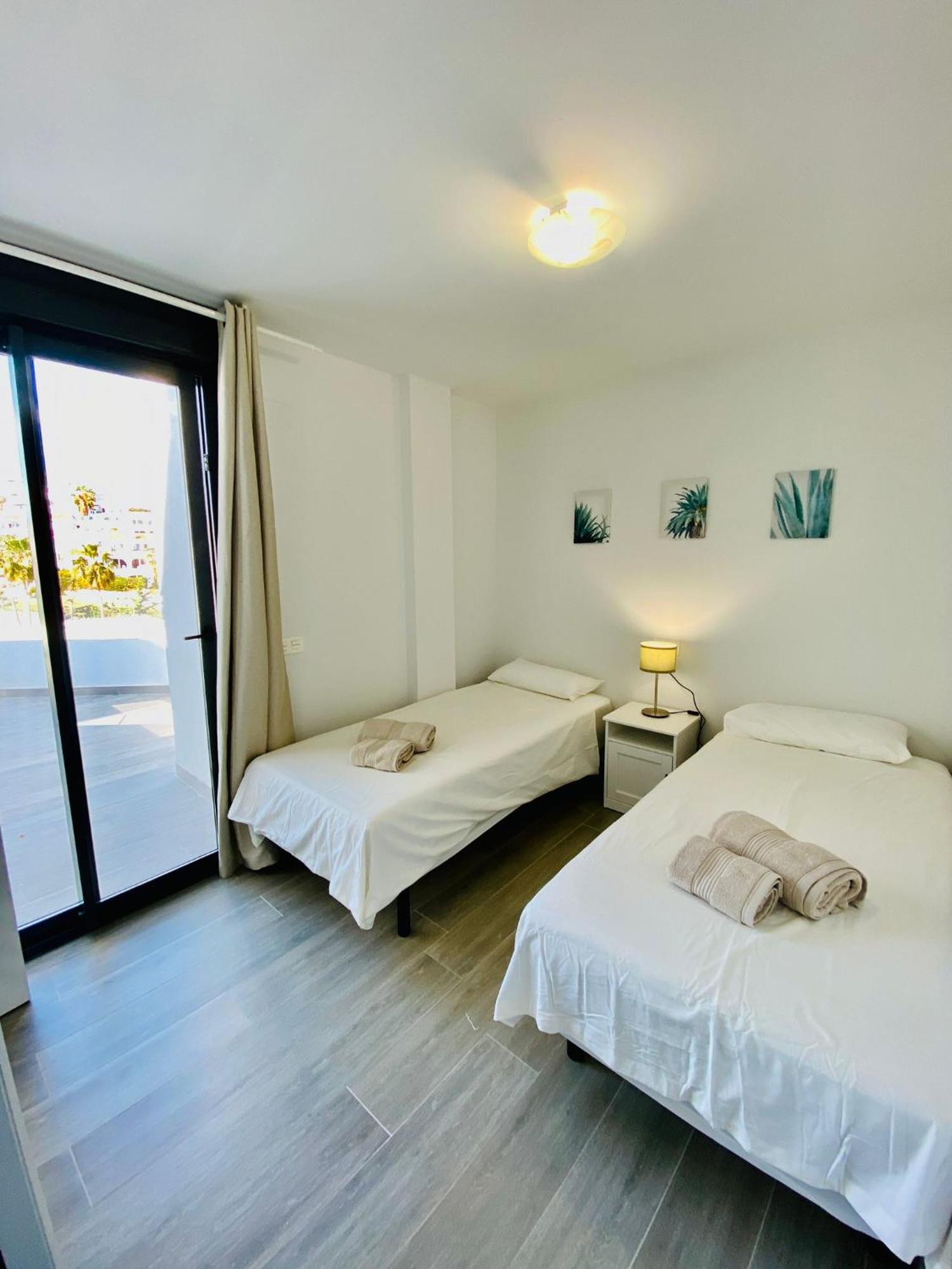 Royal Palm 22 Luxurious 3 Bedroom Penthouse Nerja Eksteriør billede